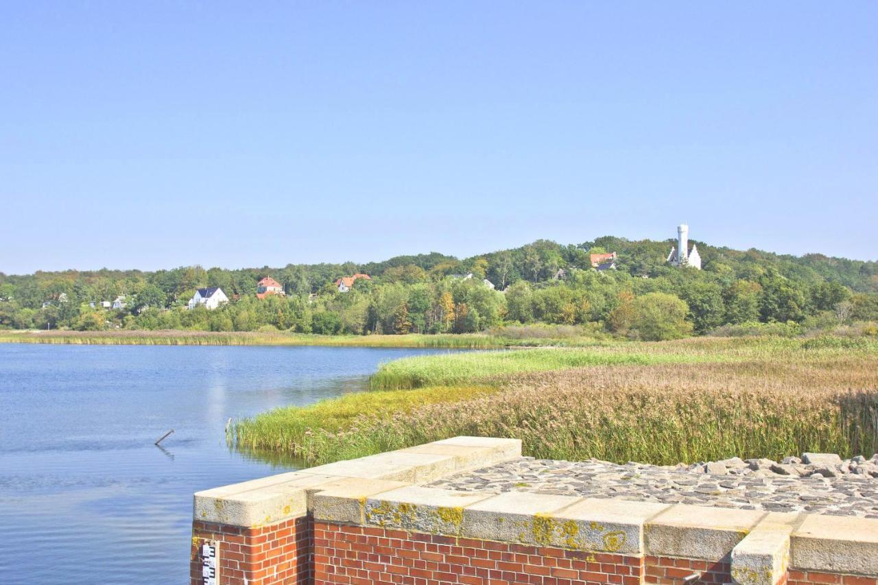 Ferienwohnung Mit Balkon Und Meerblick - Ferienresidenz Zwei Bodden Fewo 1-4 Lietzow Buitenkant foto