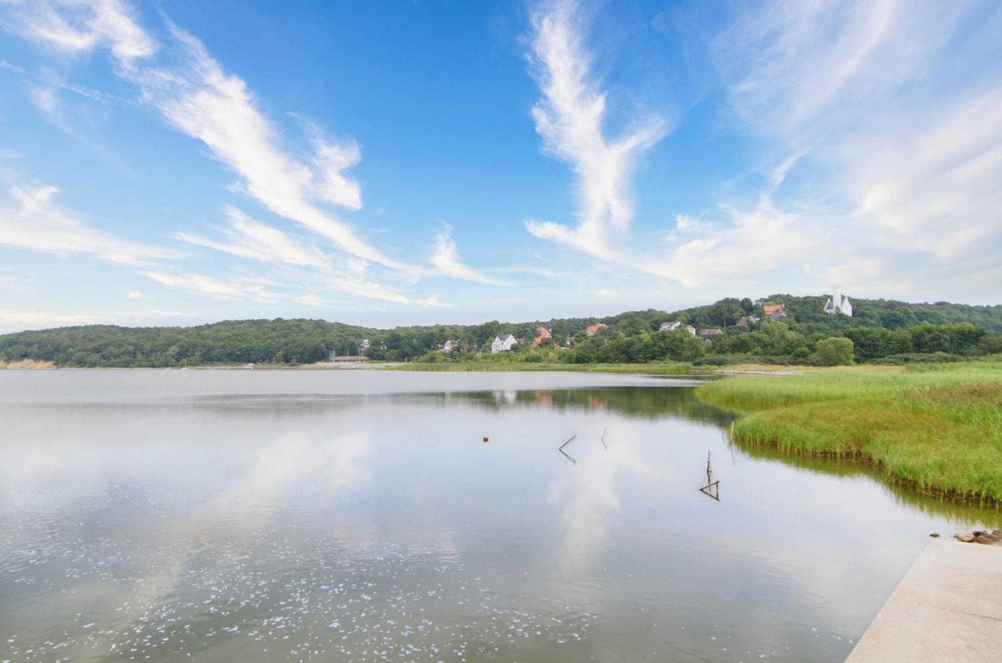 Ferienwohnung Mit Balkon Und Meerblick - Ferienresidenz Zwei Bodden Fewo 1-4 Lietzow Buitenkant foto